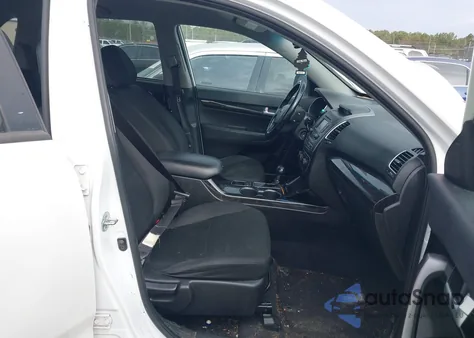 2015 Kia Sorento Lx from USA, damaged, VIN 5XYKT4A64FG650883